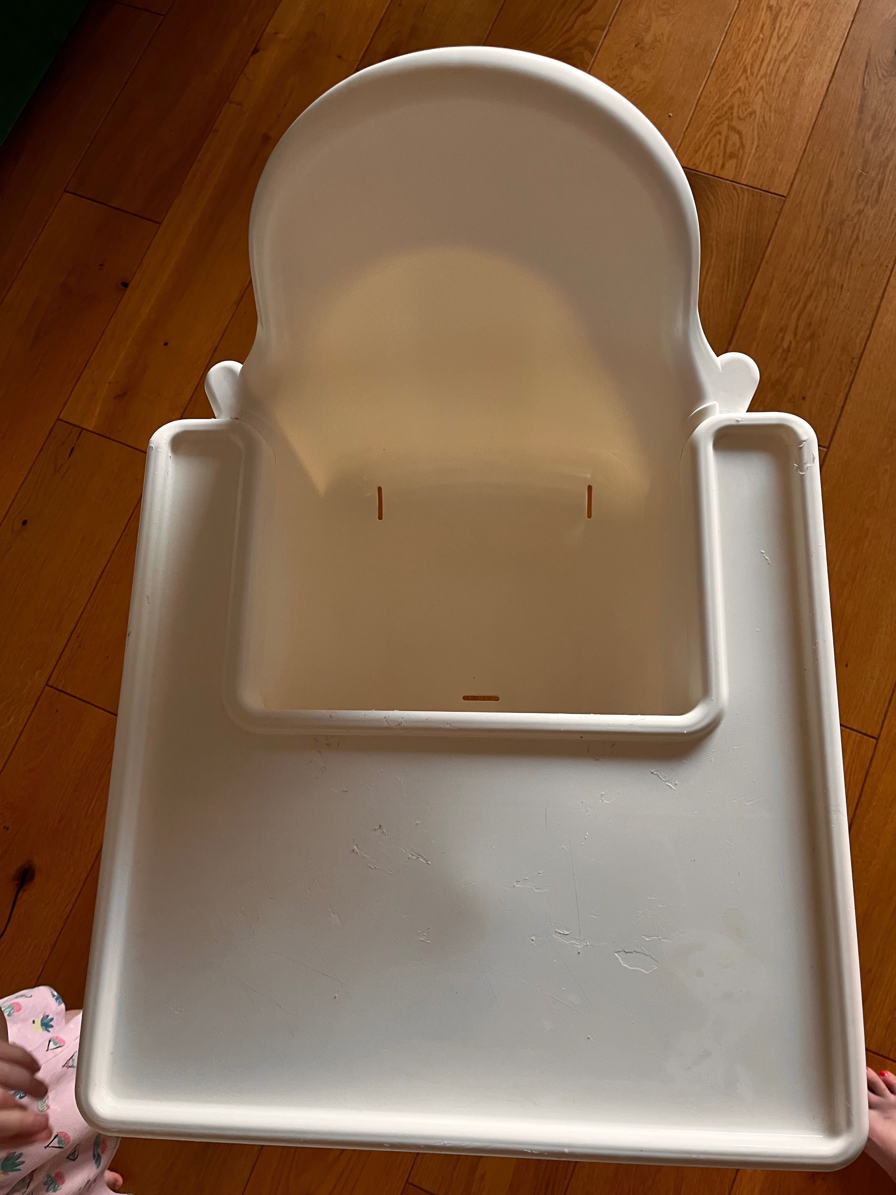 Krzesełko do karmienia Ikea z podnóżkiem