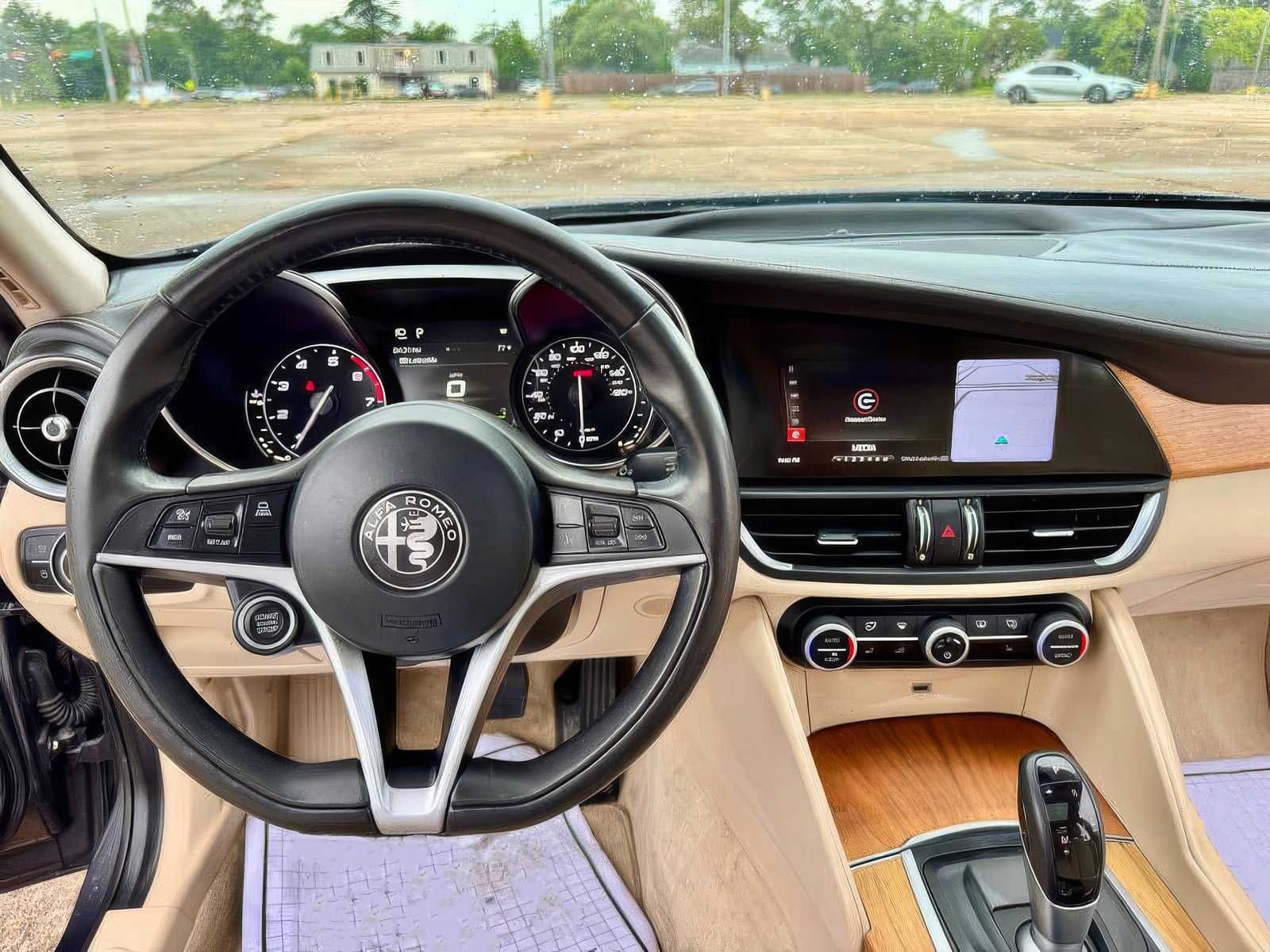 2017 Alfa Romeo Giulia Ti