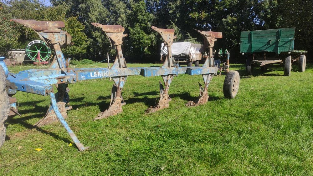 Lekki Pług obrotowy 4 skibowy lemken opal