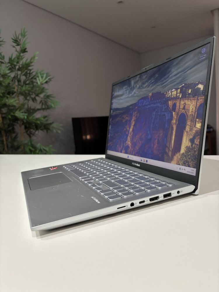 Portatil ASUS usado