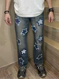 granatowe spodnie z szerokimi nogawkami custom w gwiazdki