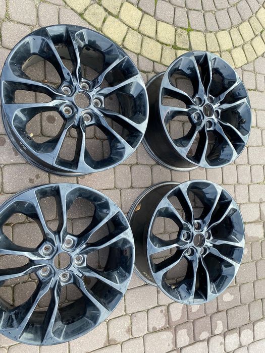 3 Felgi 20 cali Dodge Durango Rezerwacja