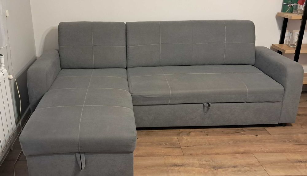 Narożnik szary z funkcją spania i pojemnikiem na posciel