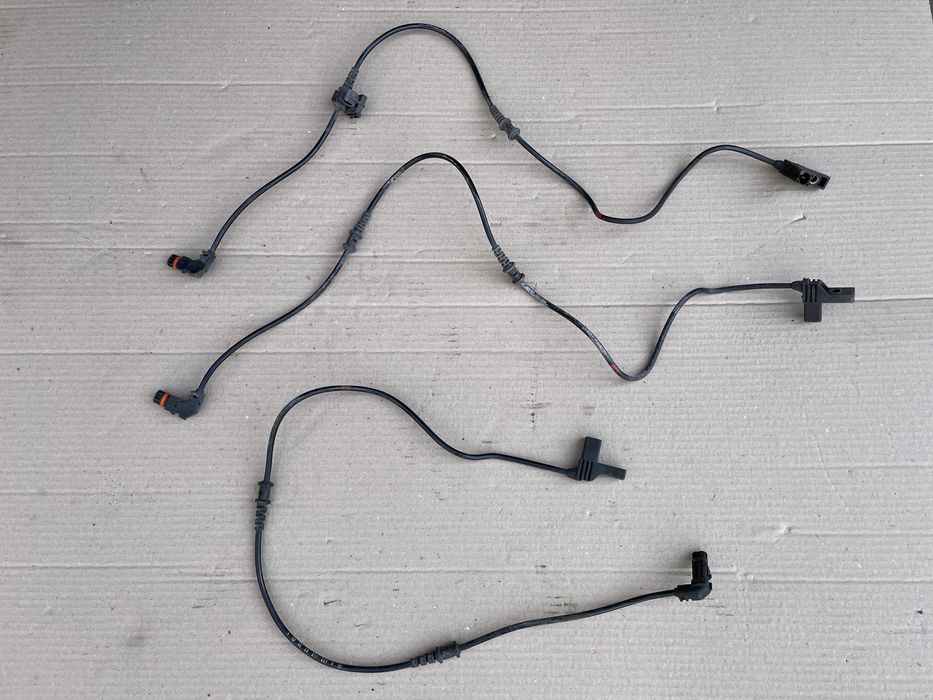 Датчик износа тормозных колодок провод на VITO-VIANO W 639