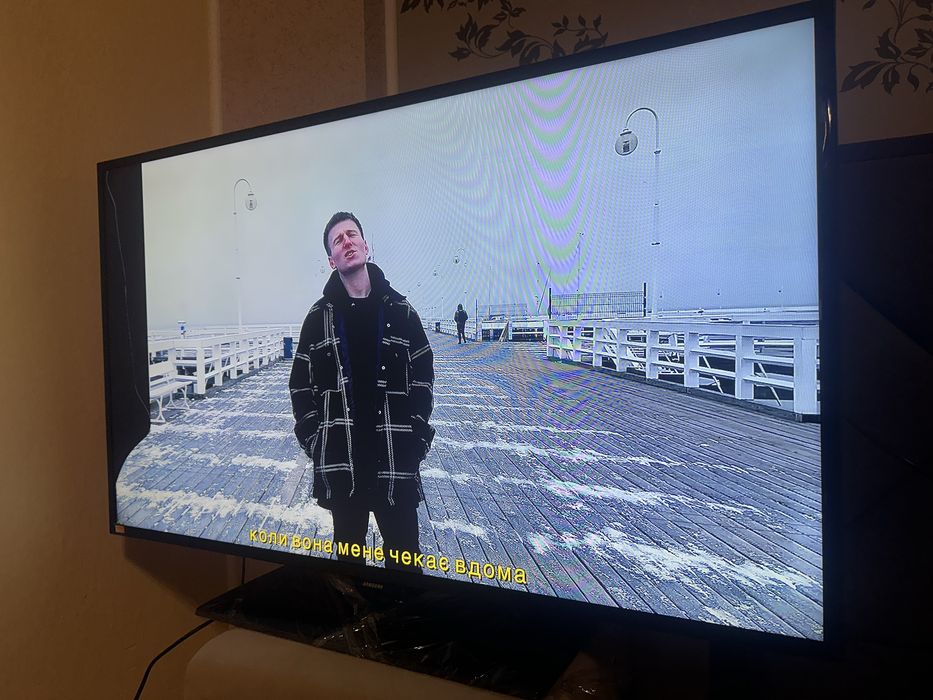Телевізор Samsung 50 Full HD з дефектом