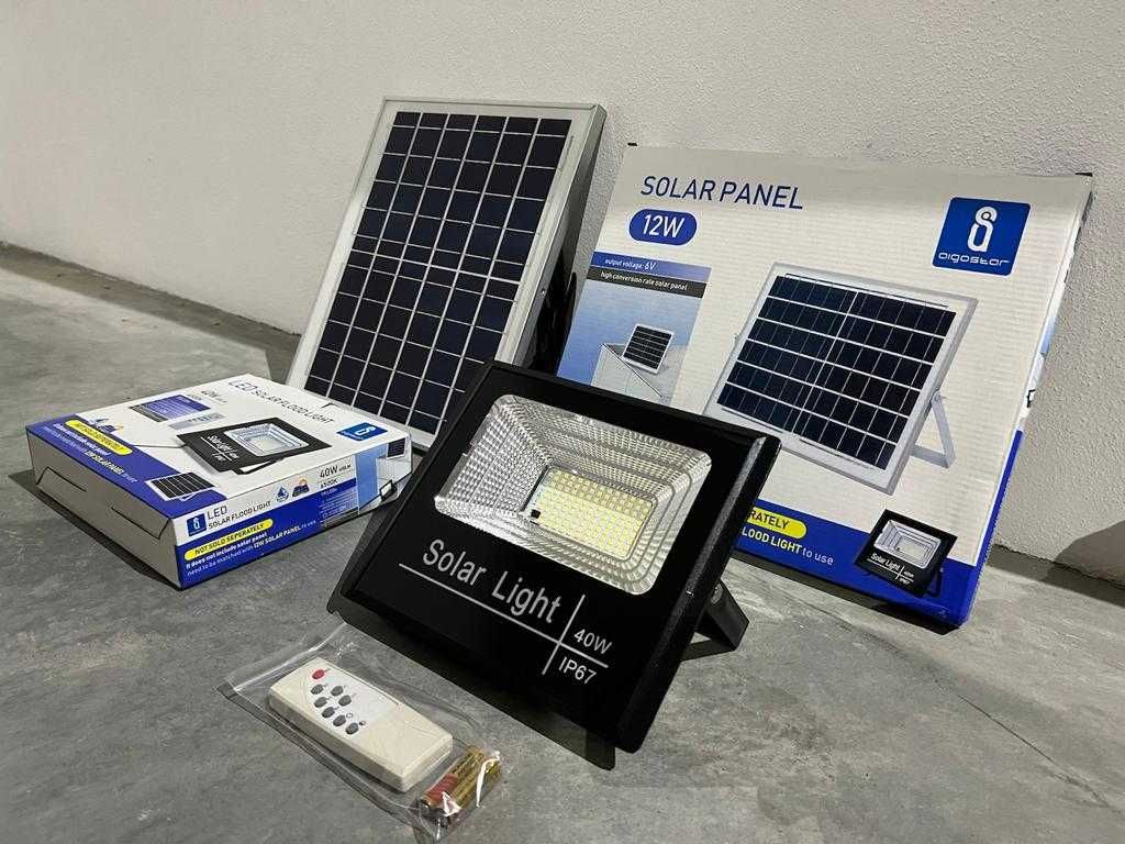 Projetores LED C/ Painel Solar - NOVOS ´-  PROMO