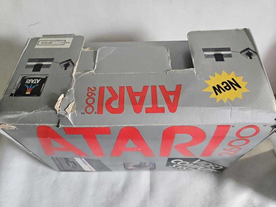 Atari 2600 com caixa