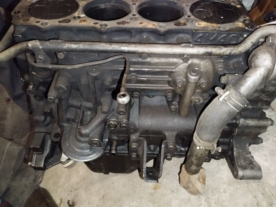 Продам блок двигуна Mitsubishi 4M40 2.8