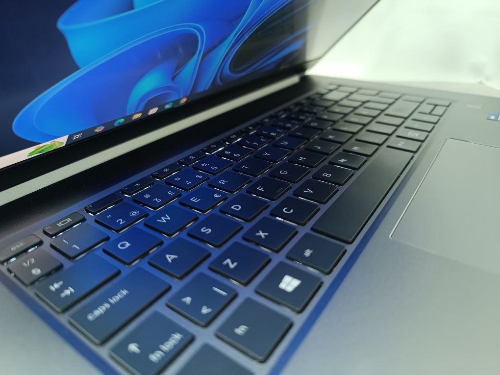 NVIDIA T1200 (4GB)/HP ZBook Studio G8/i9-11950H/16GB/256GB/15.6"/FHD