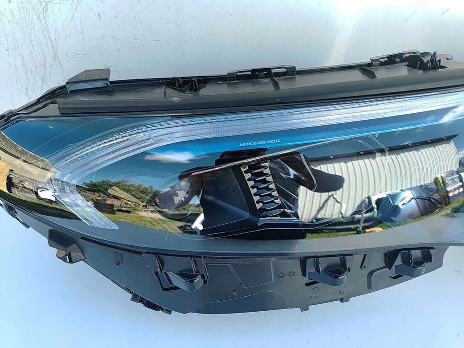 Фари Mercedes EQA W243 Full led, Digital Usa та Європа разборка фара