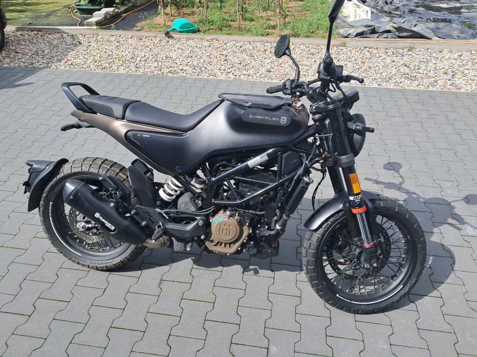 Husgwarna svartpilen 125. 2022r