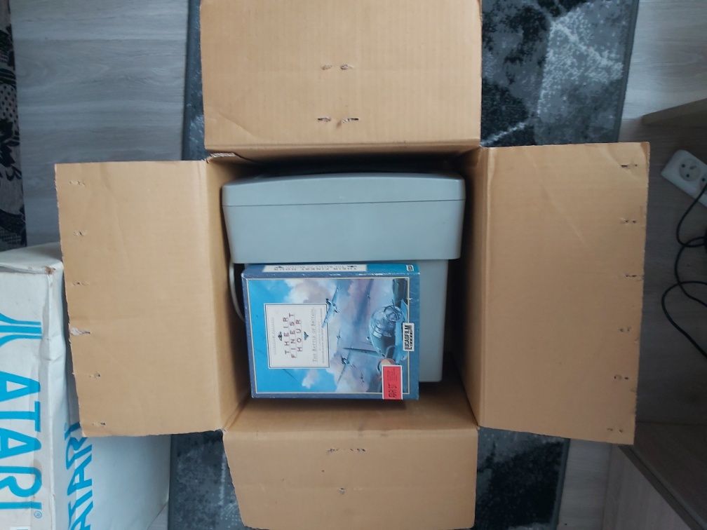 Atari 520 St +  komplet + gra Unikat