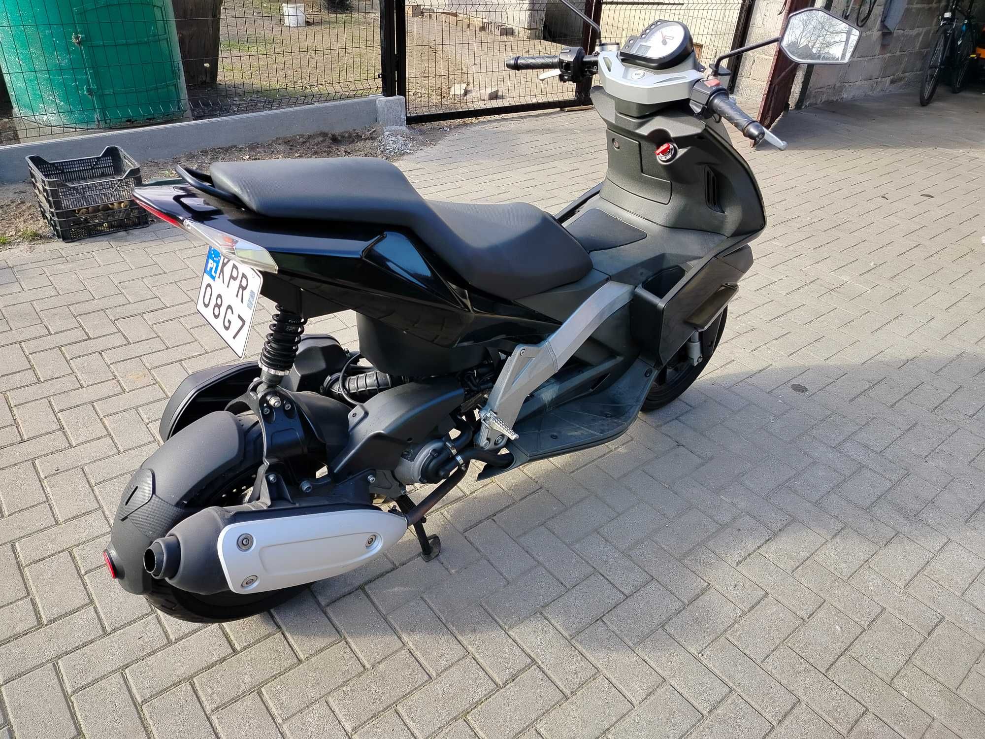 Derbi GP1 125 Piaggio Aprilia Yamaha