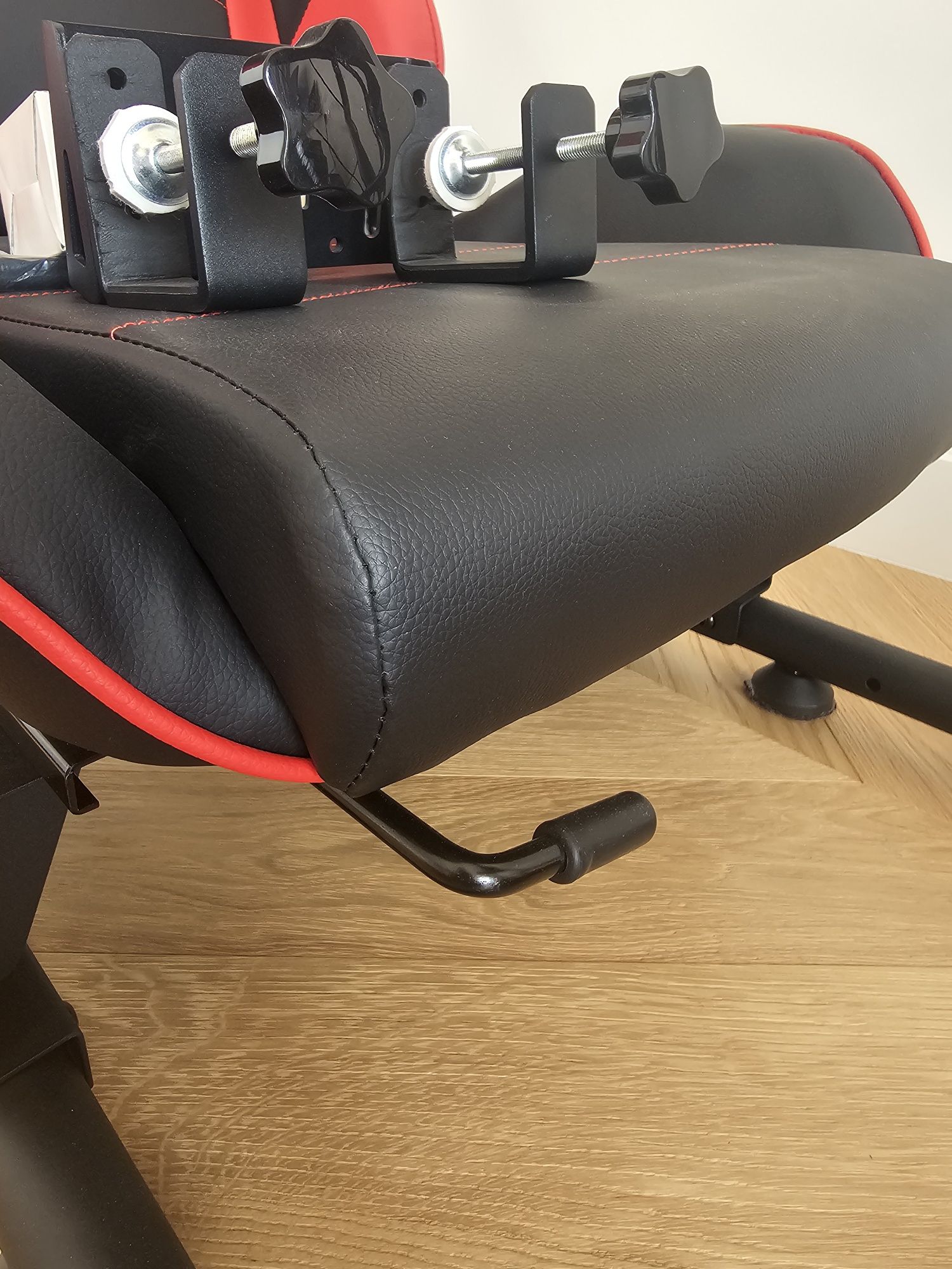 Moza R5 Kierownica ze stelażem simracing rig