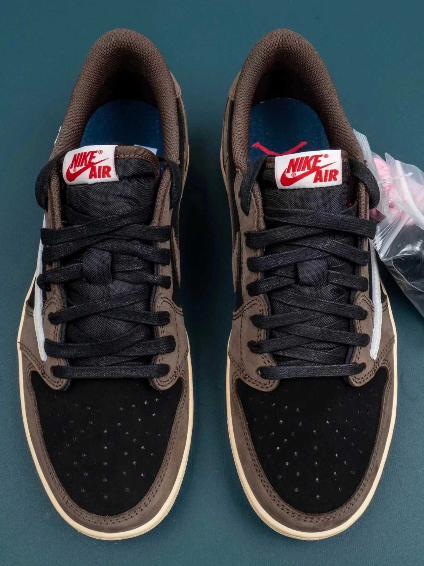 buty Espadryle Jordan_1_Retro_Low_OG_SP_Travis_Scott_Mocha R.38.5