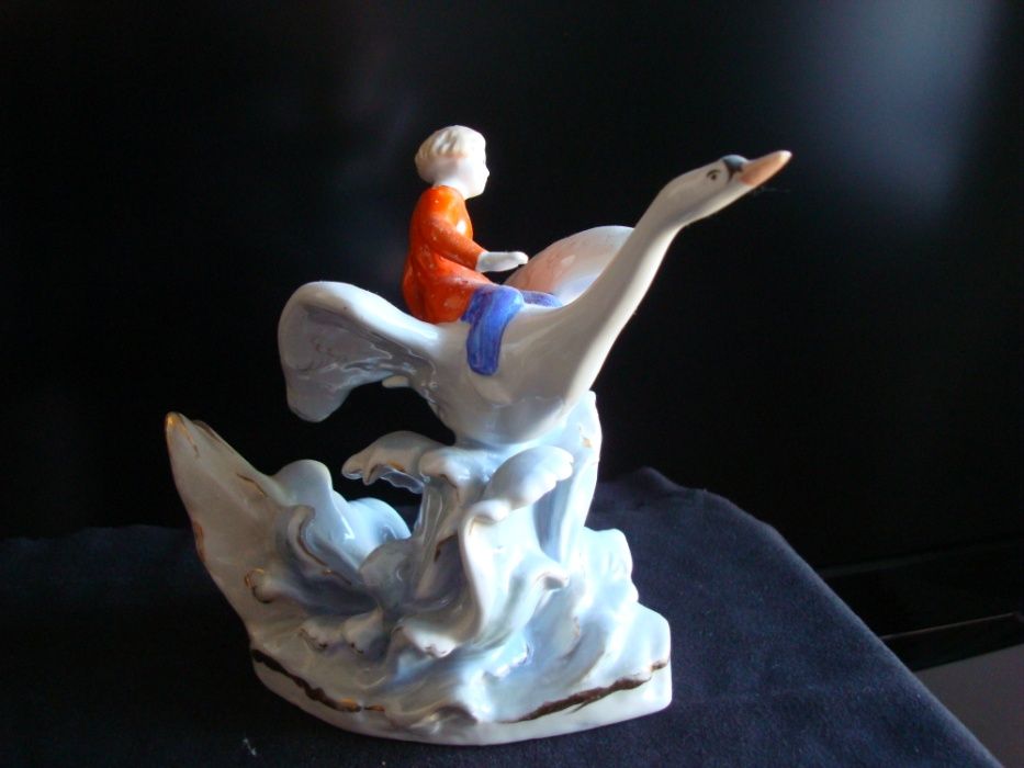 статуэтка Дулёво "Гуси-лебеди" 1957,клеймо