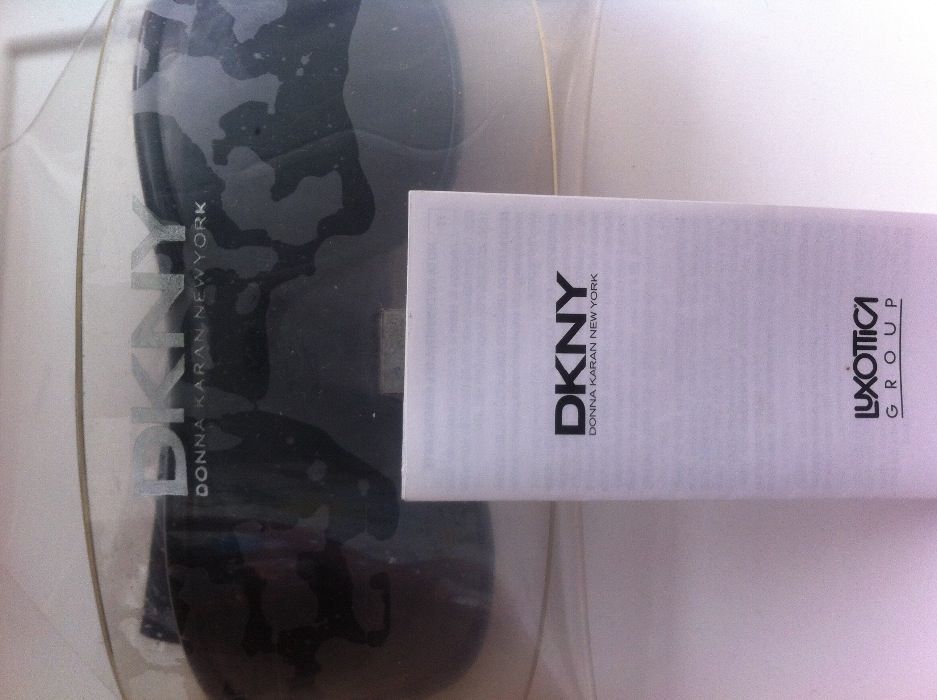 Óculos DKNY como novos unisexo