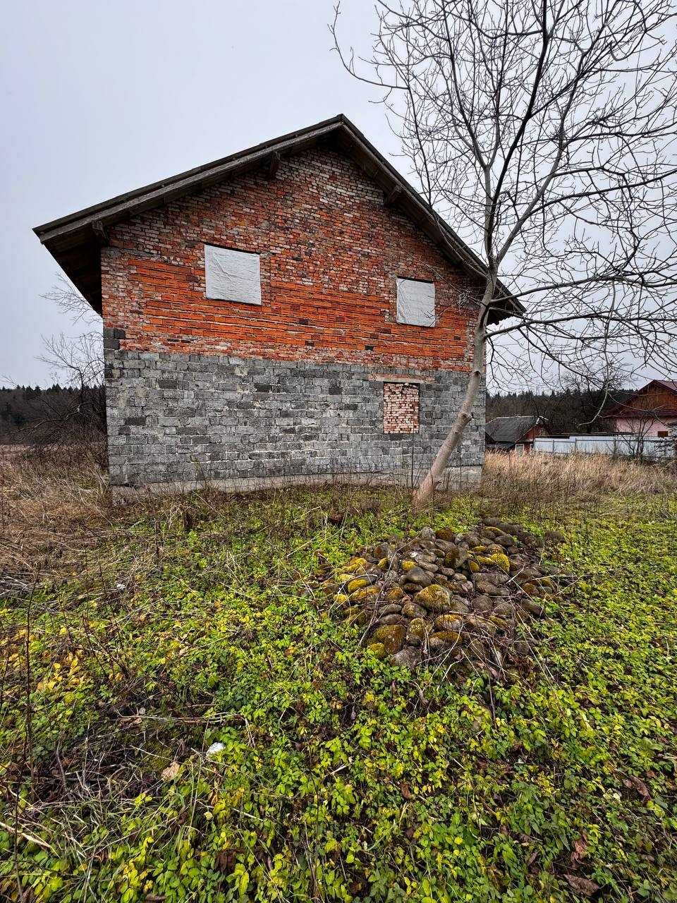 Продаж будинку в с. Завій