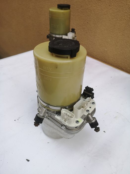 Pompa Wspomagania TRW Opel Vectra Signum C Zafira Astra