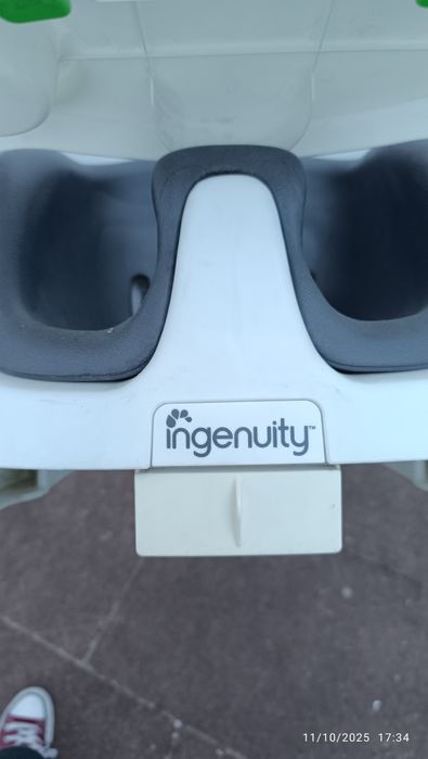 Cadeira de refeição portátil e evolutiva