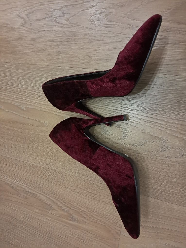 Sapatos salto alto Morgan