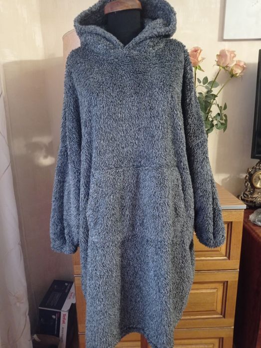 Худи /плед бренда NEXT