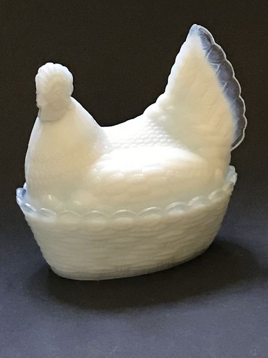 Szkło prl bomboniera kura lattimo hsg Ząbkowice