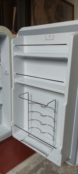 Frigorífico Retro CREATE — 81x51 cm