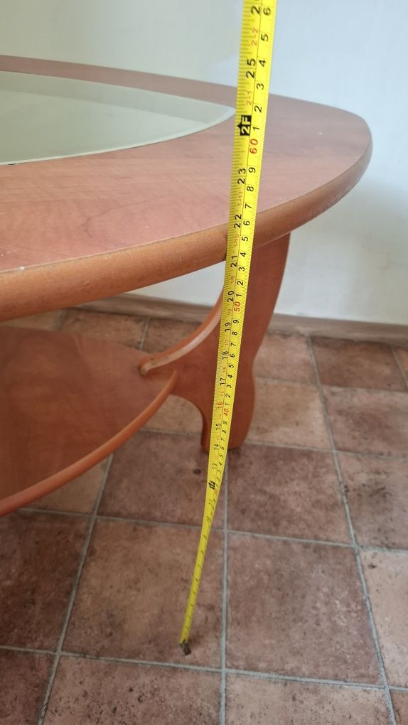 Stolik kawowy z szybą