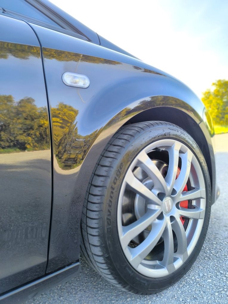 Seat Leon Cupra 2.0 TFSi 240cv - TROCO