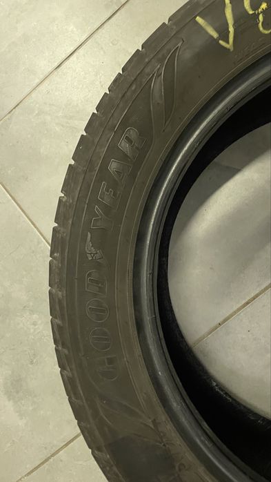 Шини Good Year 235/50/17