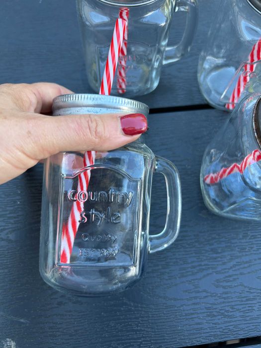 Pistola de pastelaria nova - oferta forma e copos