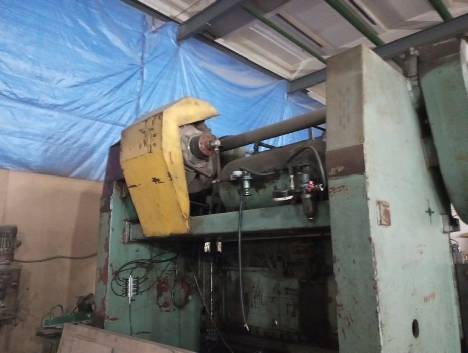 Продаємо листогиб б/в