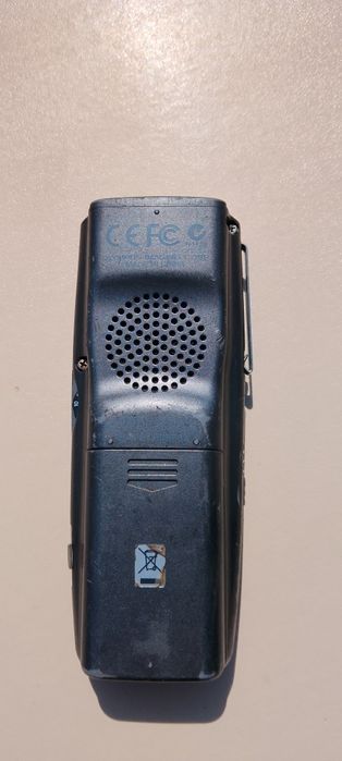 Цифровой диктофон Olimpus vn-240pc