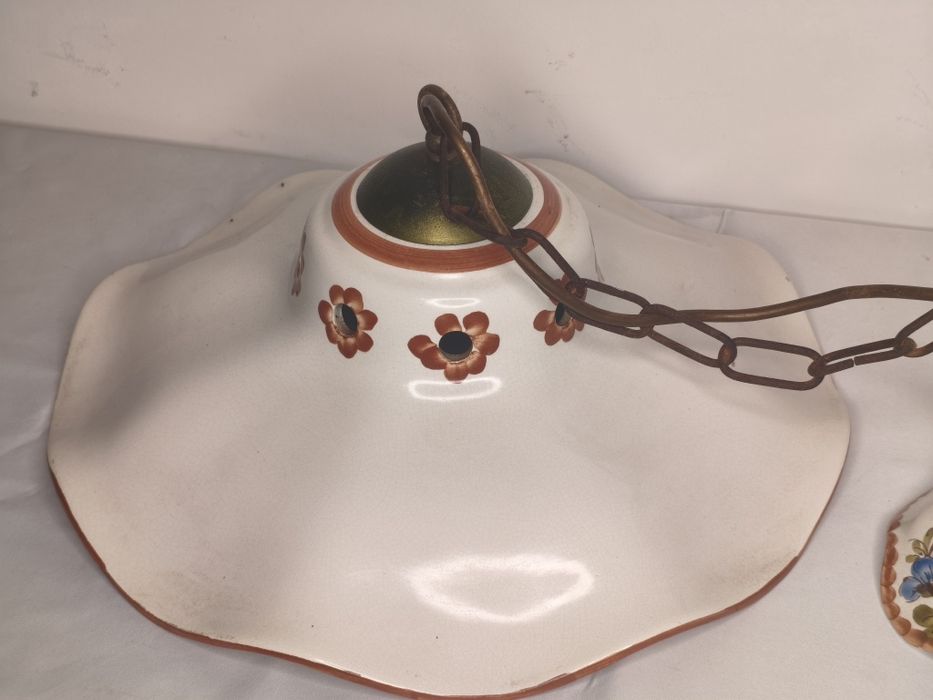 Lampa porcelanowa wisząca kuchenna w kwiaty żyrandol PRL DDR Retro
