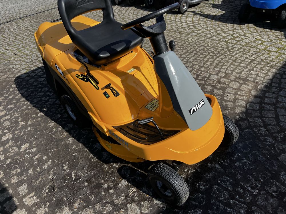 Traktorek Stiga Garden Hydro 13,5 hp