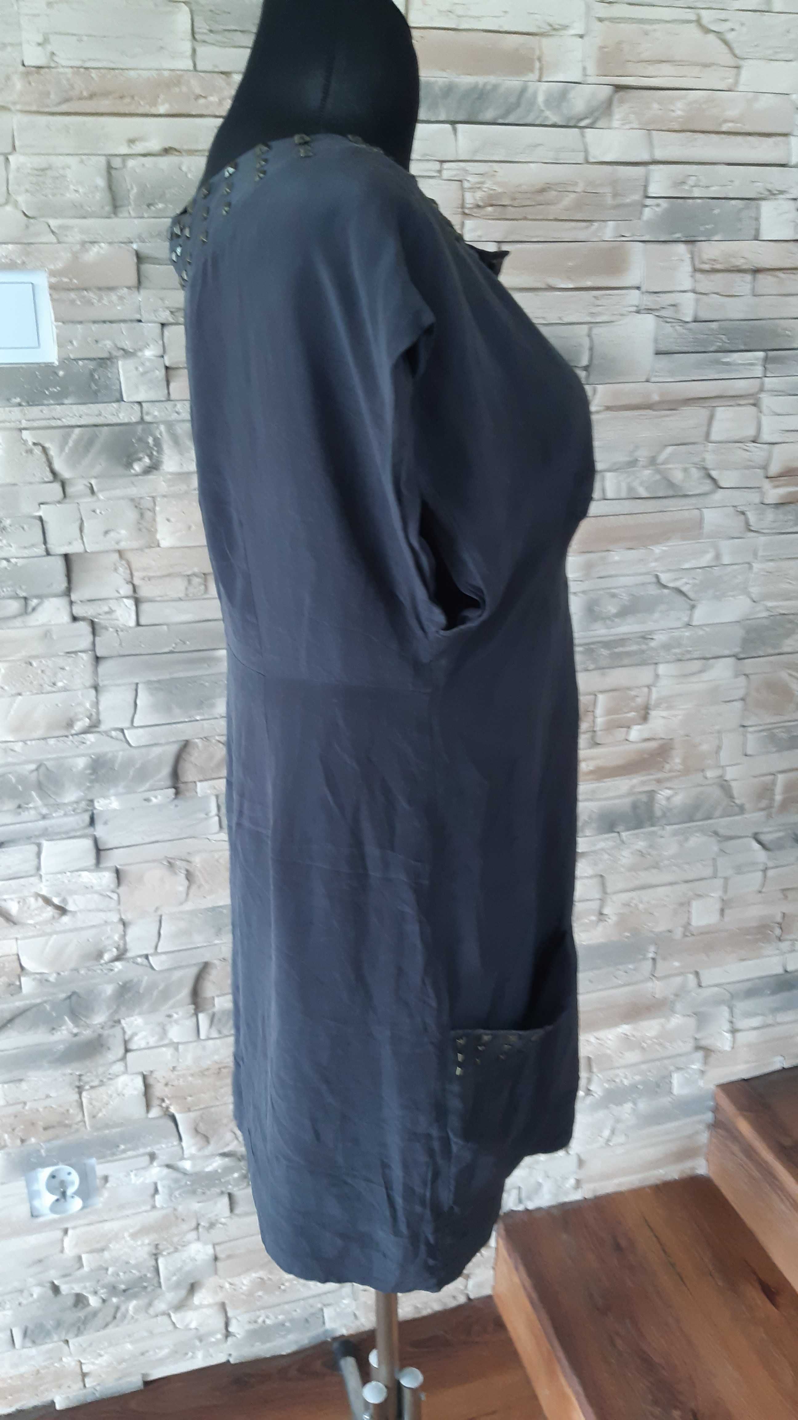 Jedwabne sukienka rozmiar XL
