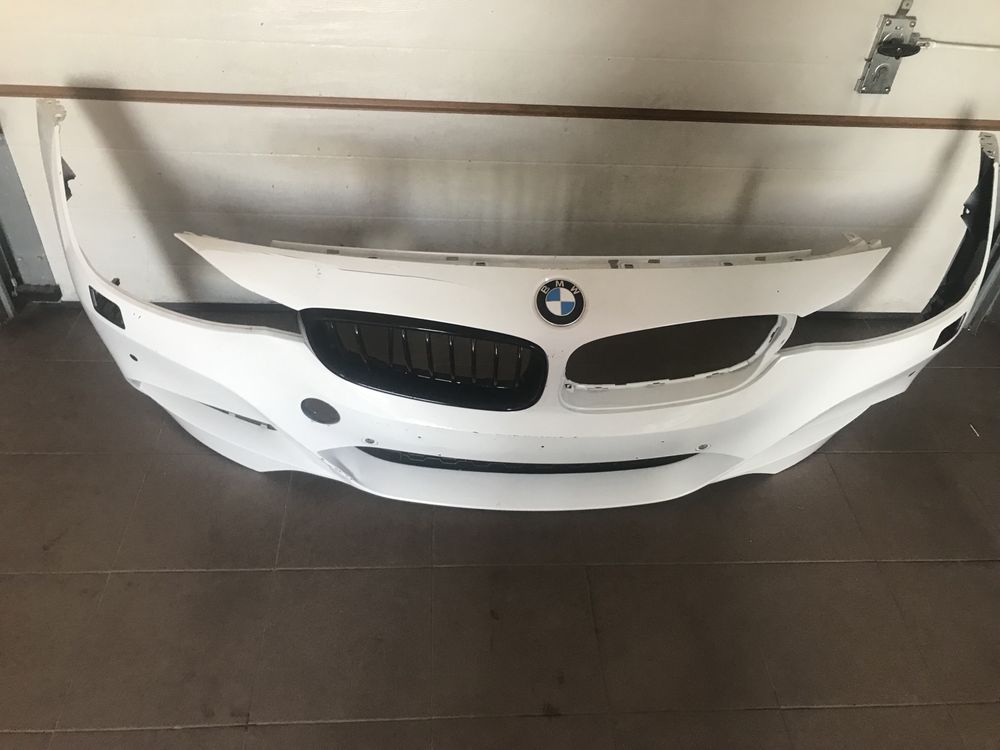 Sprrzedam przedni zderzak do BMW3GTM pakiet