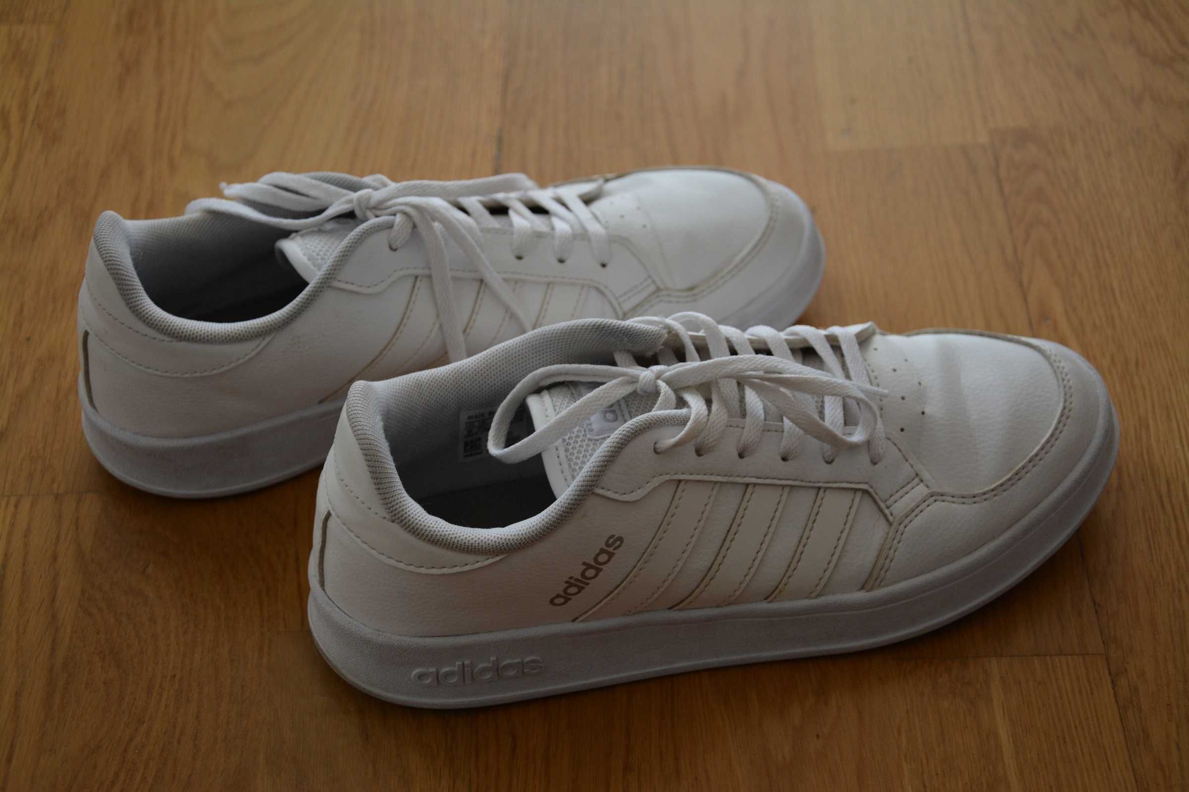 Buty ADIDAS rozm.41 1/3