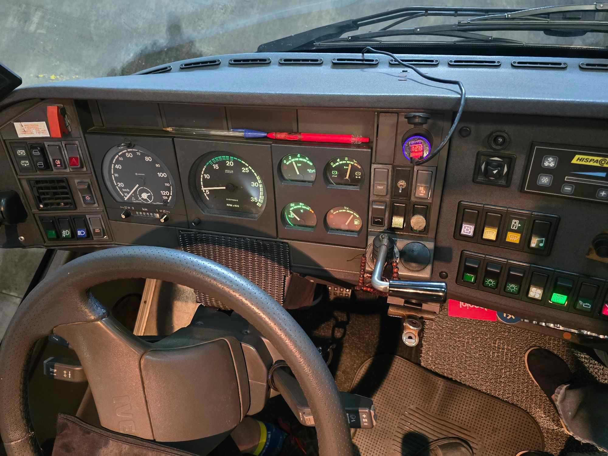 Autocarro Iveco Passageiros 45 Lug