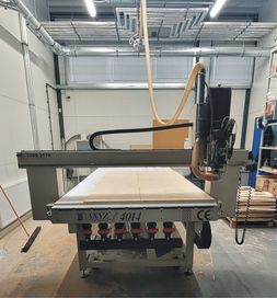 Ploter frezujący CNC firmy AXYZ 4014