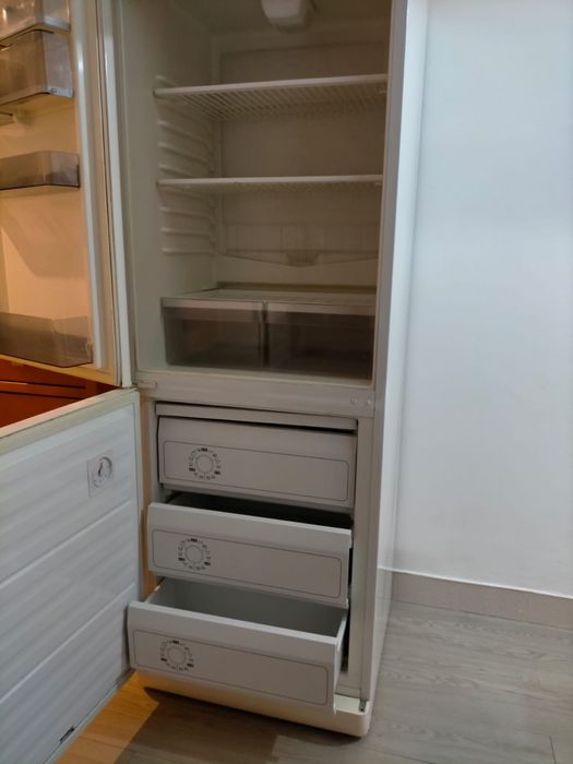 Frigorifico combinado siemens bom