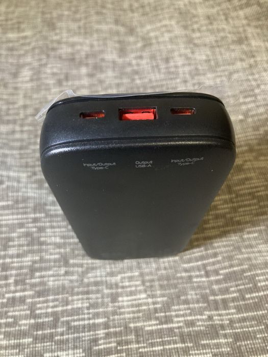 Потужний павербанк для ноутбука Walker 20000 mAh