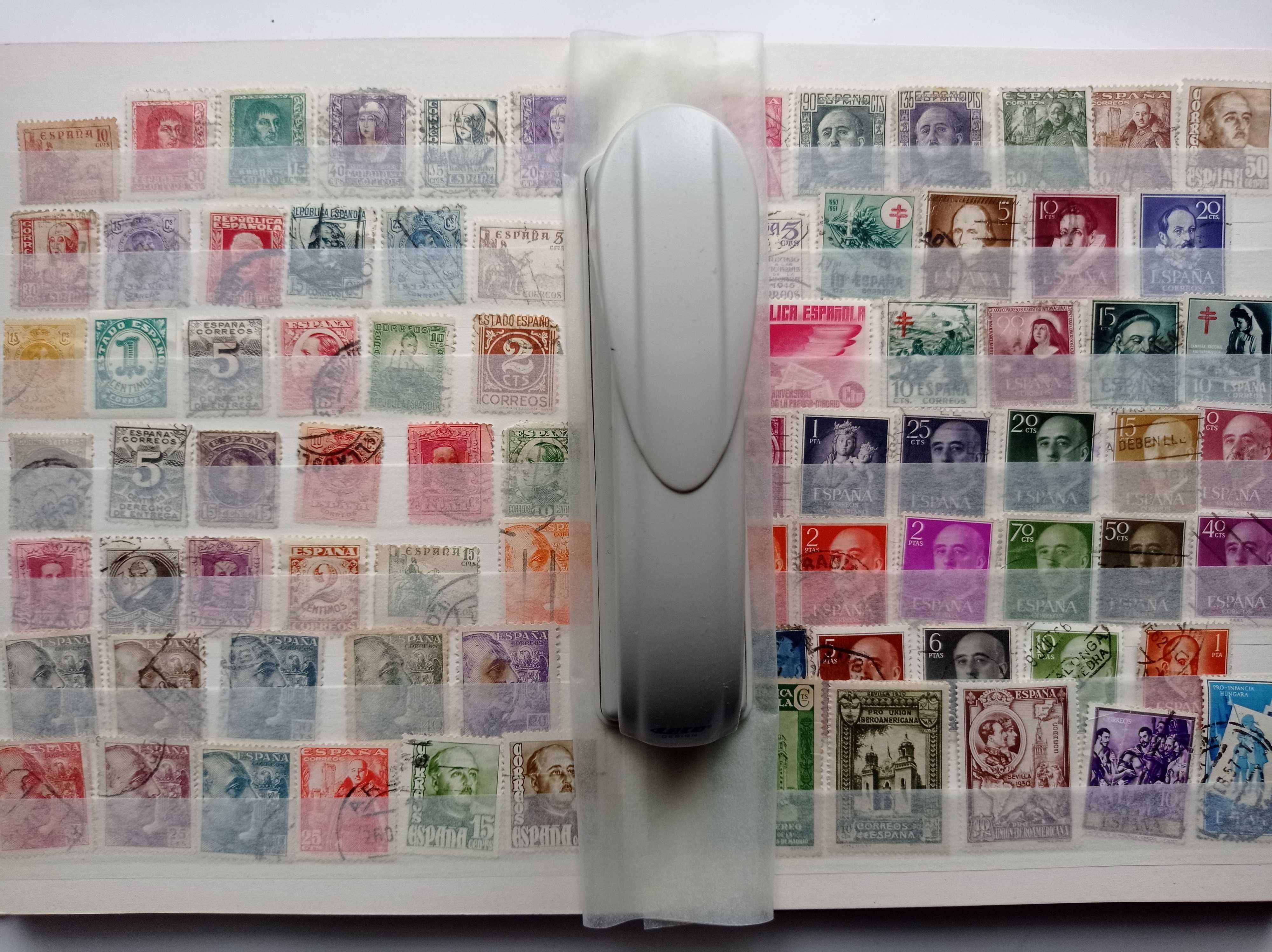 Znaczki pocztowe Hiszpania - Espańa - 865 sztuk + klaser.