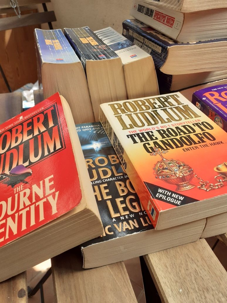 Livros de Robert Ludlum