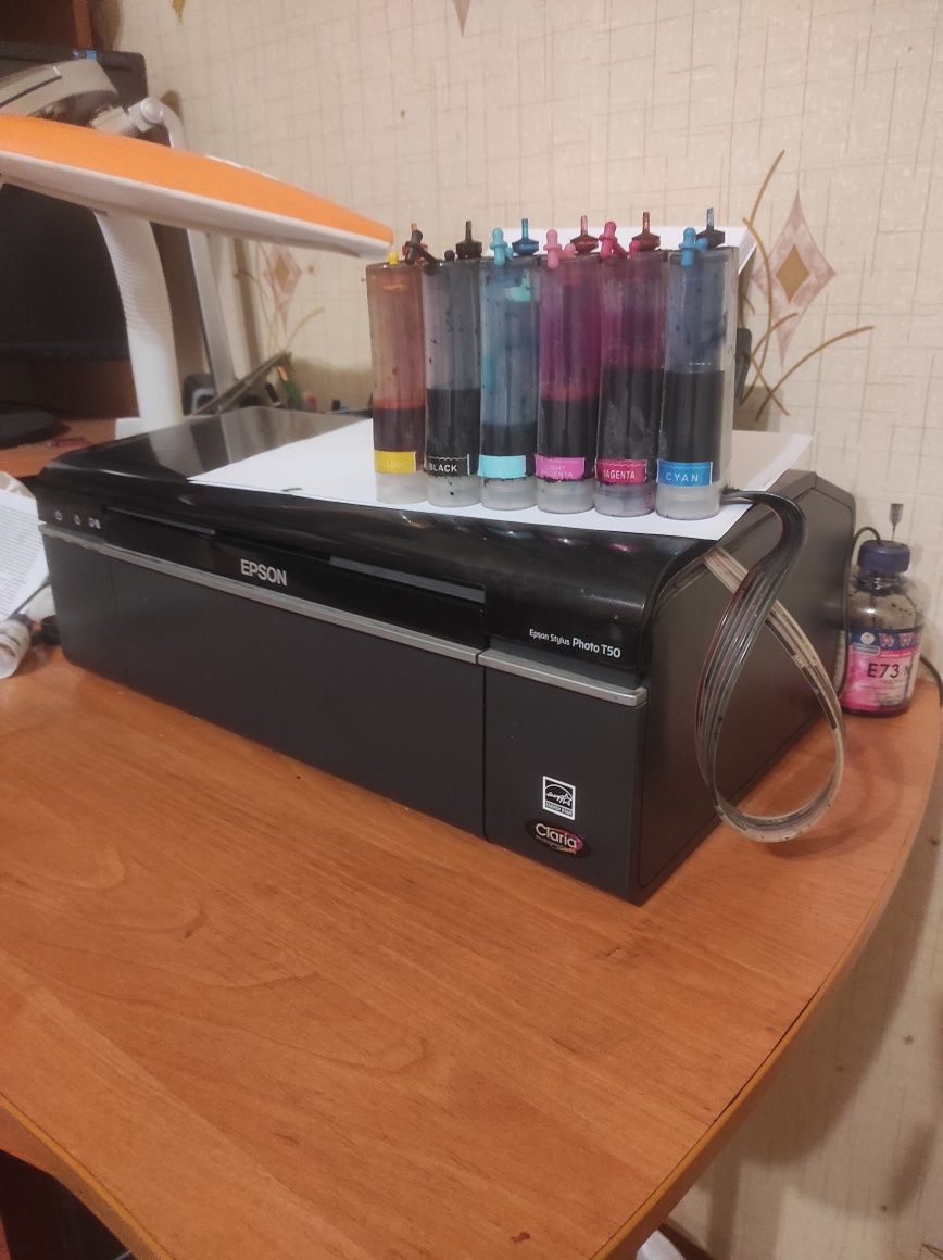 Продам принтер цветной