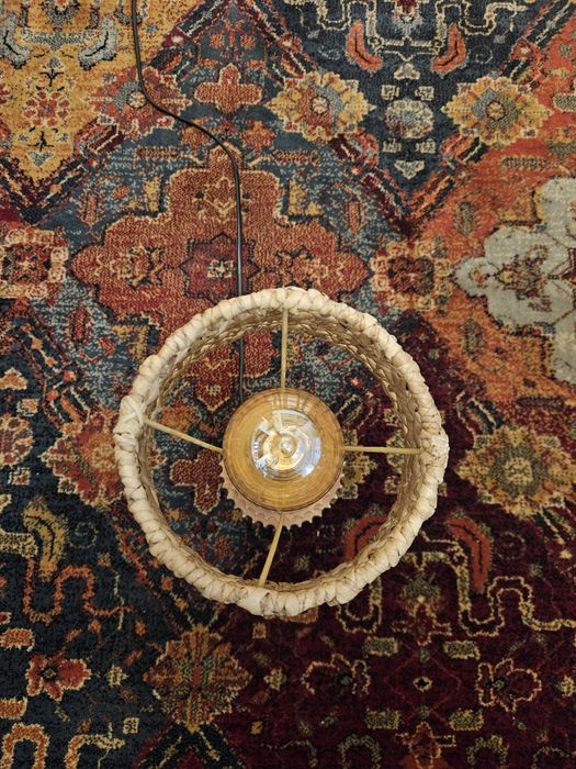 Lampa industrialna - loft z zębatek rowerowych I sprężyny