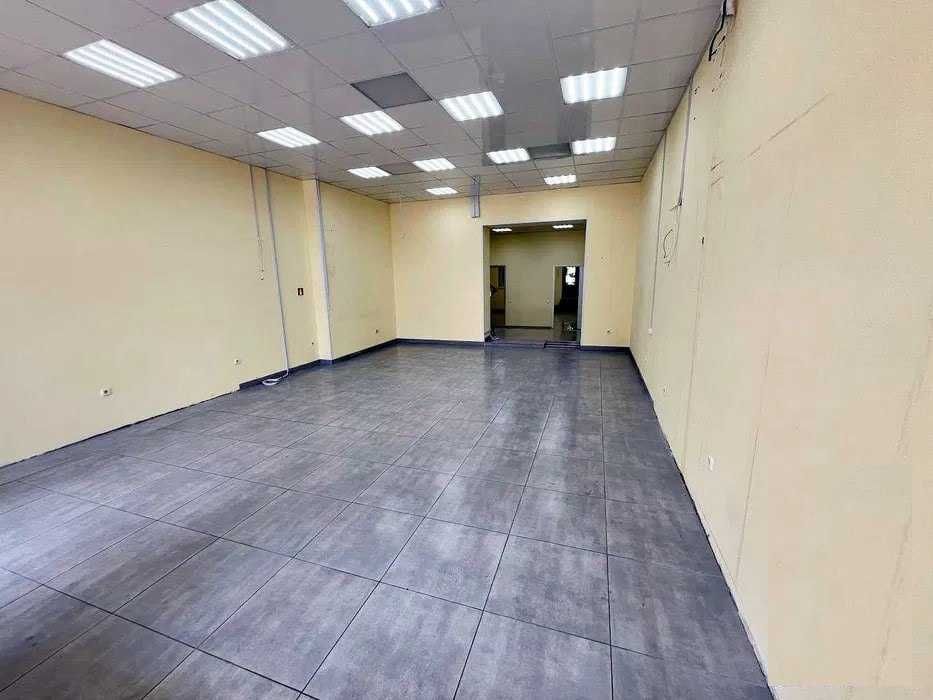 Оренда 102 м2/1 поверх біля м. Холодна Гора (100 м)/сторона ТЦ 'Рост'