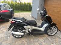 YAMAHA X CITY X MAX 250 duży skuter i zwinny motocykl w jednym