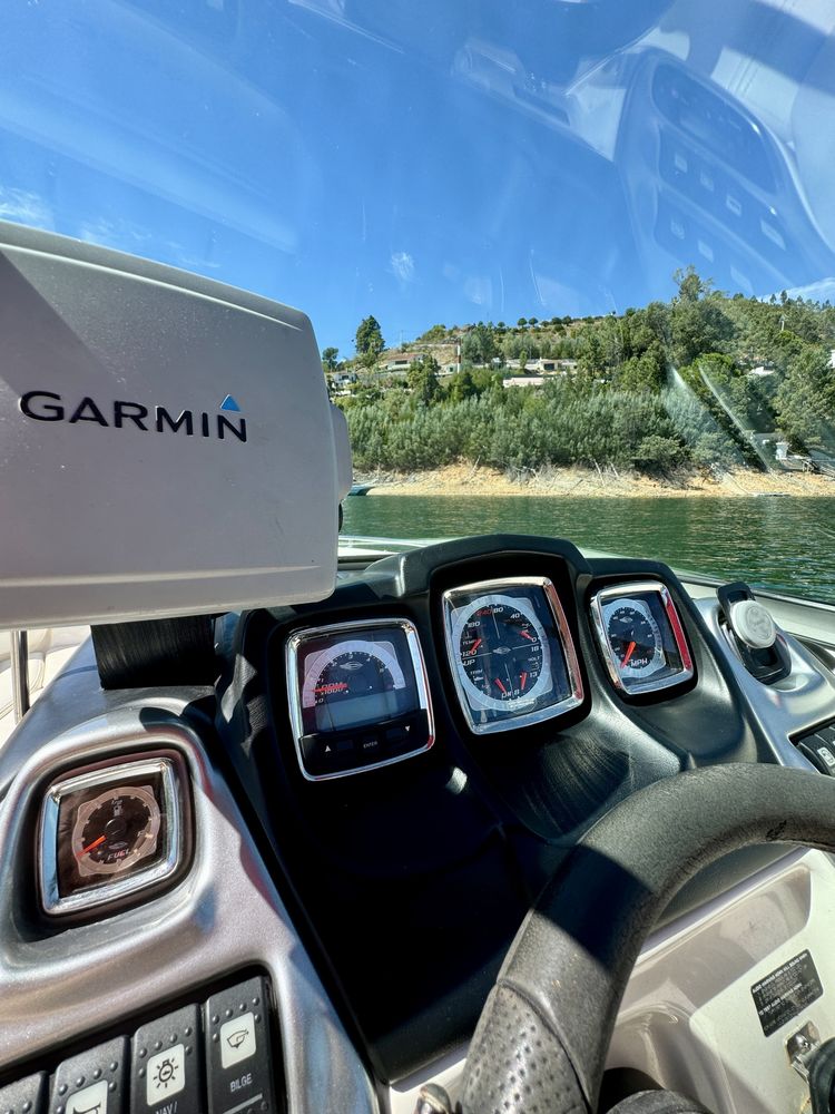 Barco Chaparral 236 SSX